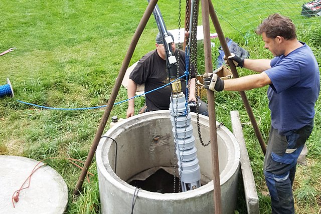 Kanalizační čerpací jímka s armaturní šachtou