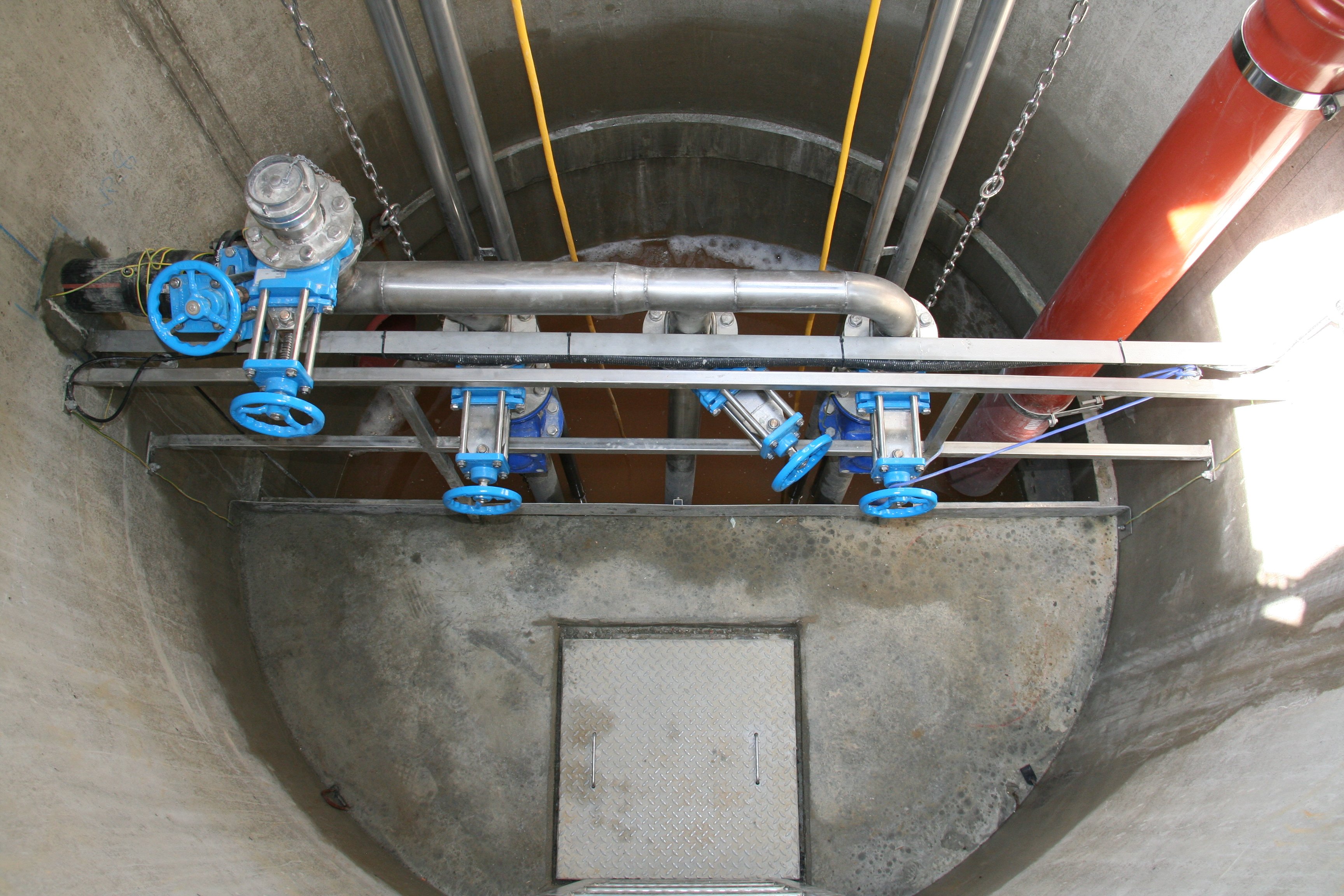 Montáž technologie kanalizační jímky splaškových vod